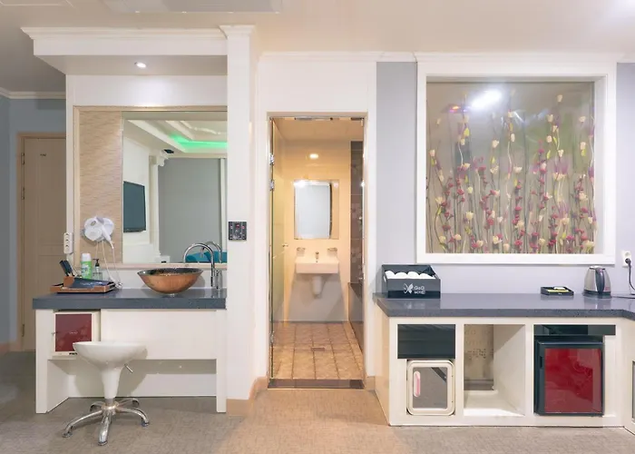 The Bay Haeundae Hotel 2*